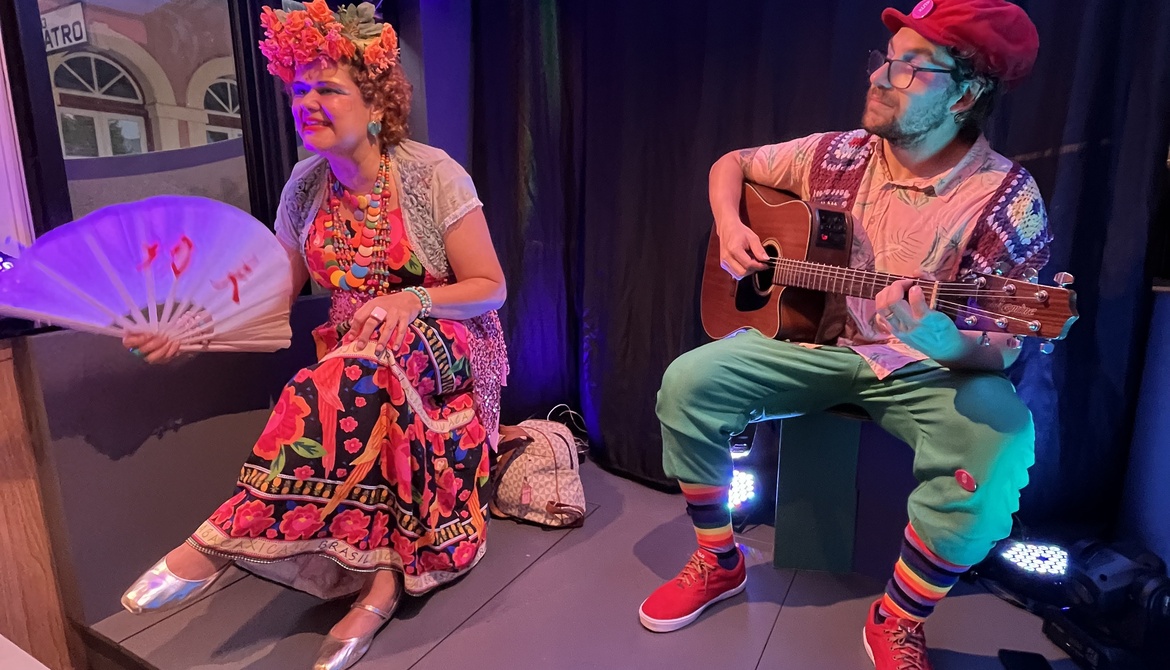 BRODOWSKI SANEAMENTO LEVA MAGIA E LITERATURA PARA CRIANÇAS DO ENSINO FUNDAMENTAL COM O PROJETO ÔNIBUS LIVRO VIVO